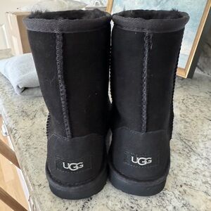 UGG Kids Classic